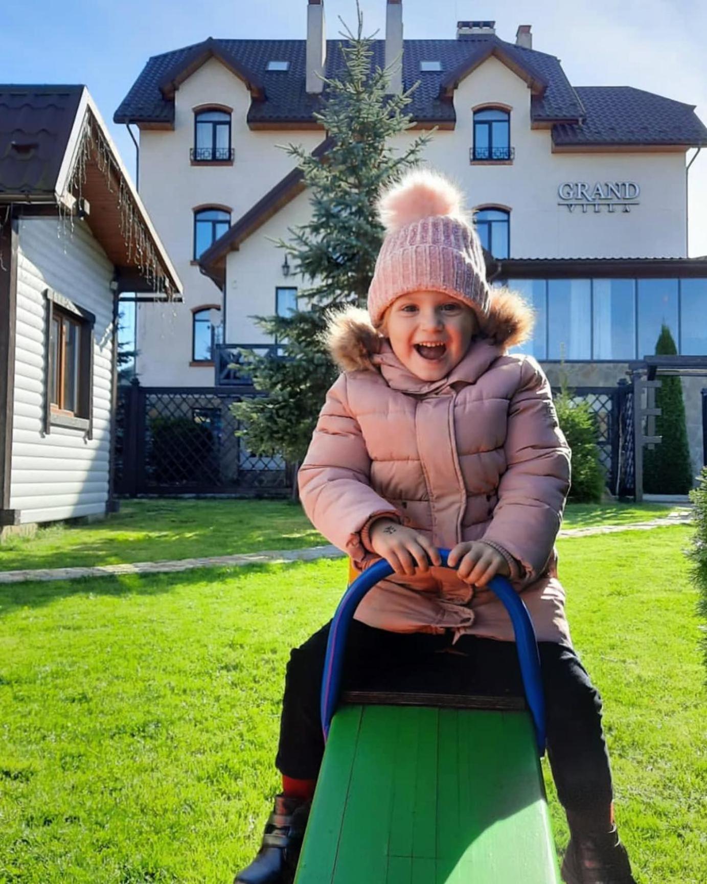 Villa Grand Skhidnytsia Exteriér fotografie